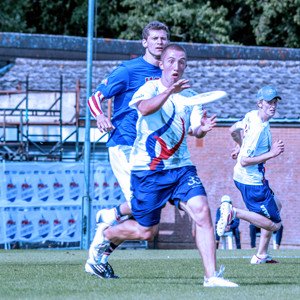 cutting-towards-the-disc